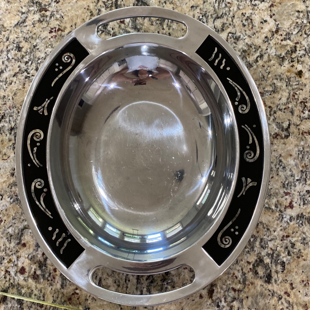 Lenox Spyro black metal oval serving bowl with 2 handles